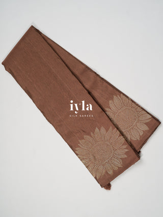 The Sunflower blooms Kanjeevaram in Chestnut Brown