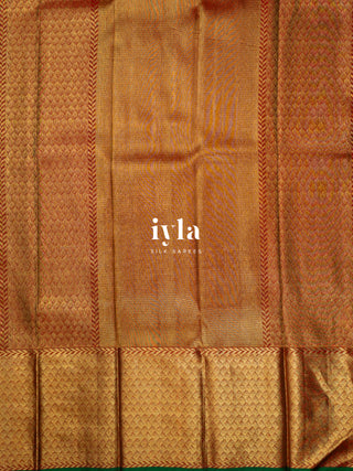 The Japanese Musician Silk Saree in Gold