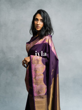 The Aura of Magical Flames Kanjeevaram in Russian Purple