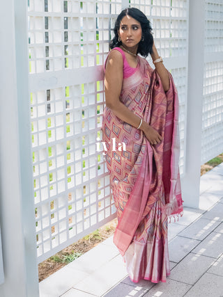 The Diamond Glitter Kanjeevaram in Barbie Pink